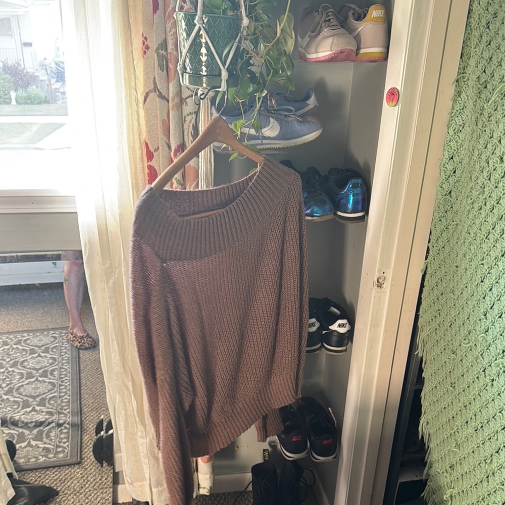 Brown Crew Neck Lightweight Knit Sweater